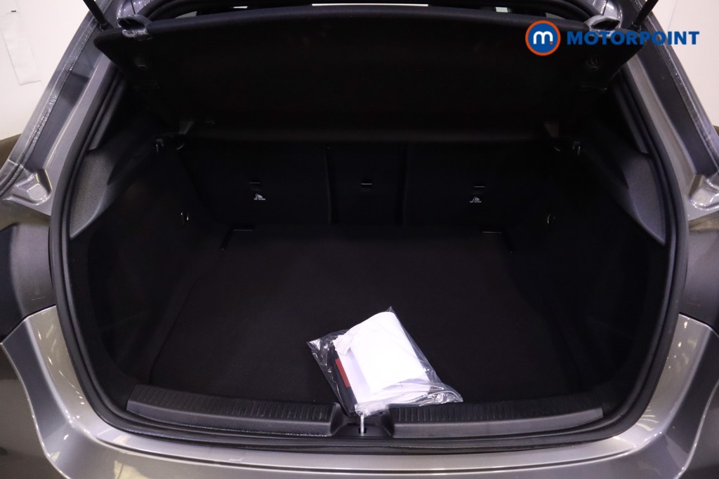 Mercedes-Benz A Class Premium Plus Edition Automatic Petrol Hatchback - Stock Number (1555473) - 30th supplementary image