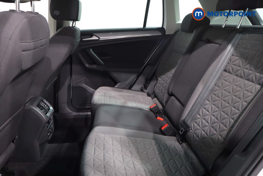 Volkswagen Tiguan Life Automatic Petrol SUV - Stock Number (1555488) - 5th supplementary image