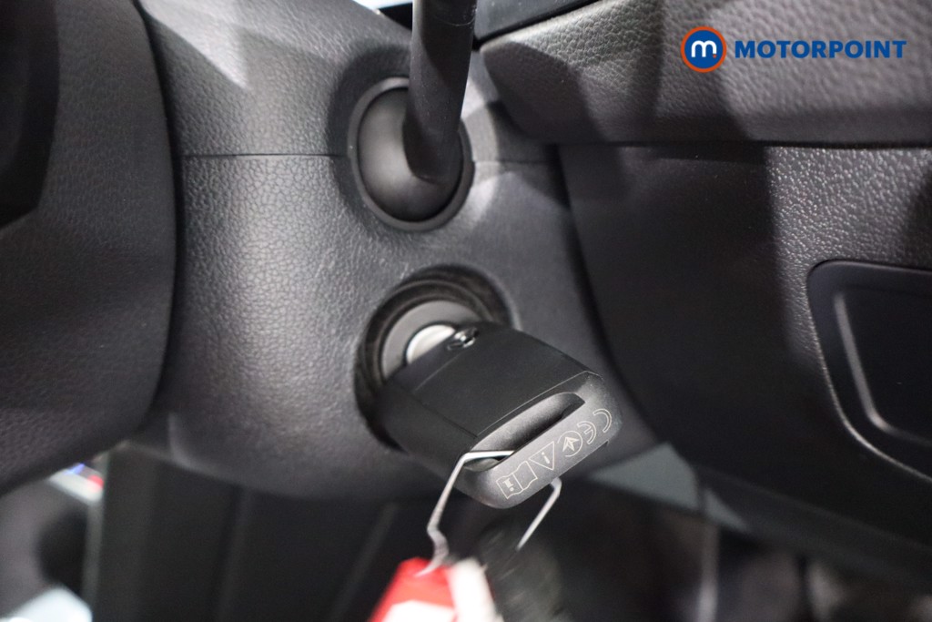 Volkswagen Tiguan Life Automatic Petrol SUV - Stock Number (1555488) - 13th supplementary image