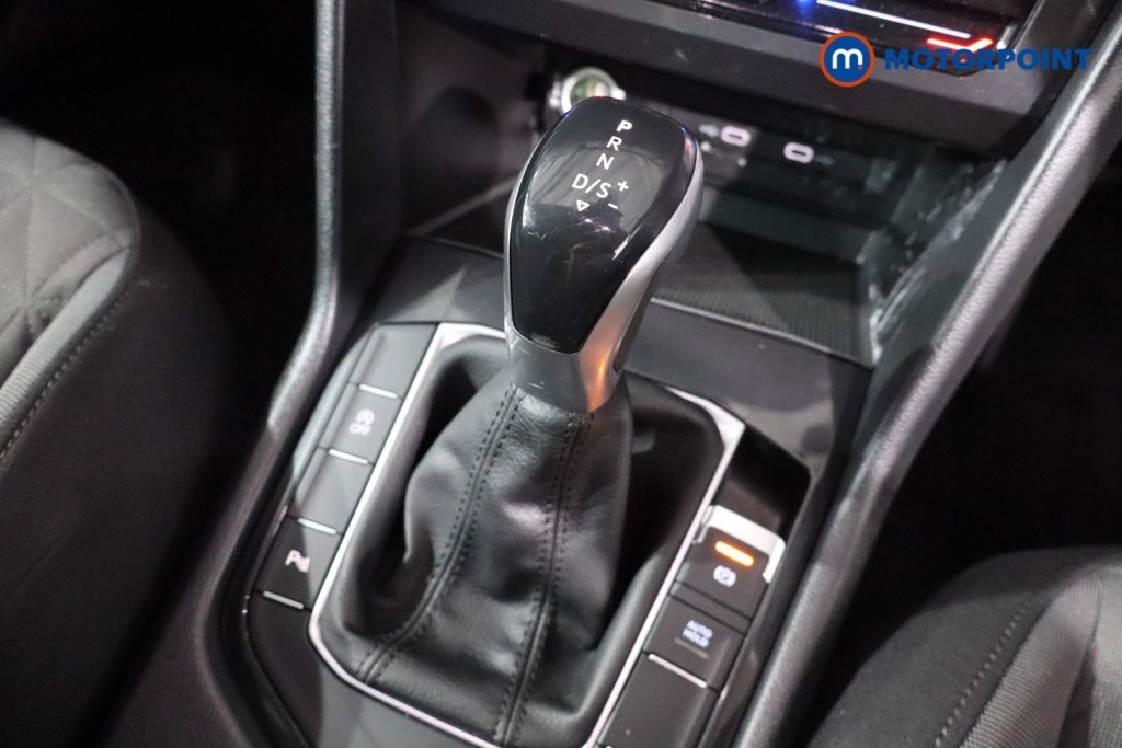 Volkswagen Tiguan Life Automatic Petrol SUV - Stock Number (1555488) - 14th supplementary image