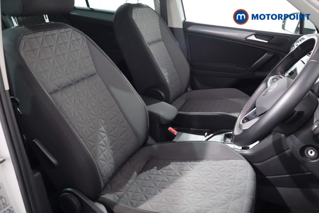 Volkswagen Tiguan Life Automatic Petrol SUV - Stock Number (1555488) - 22nd supplementary image