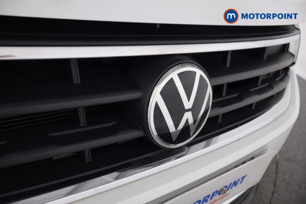 Volkswagen Tiguan Life Automatic Petrol SUV - Stock Number (1555488) - 25th supplementary image