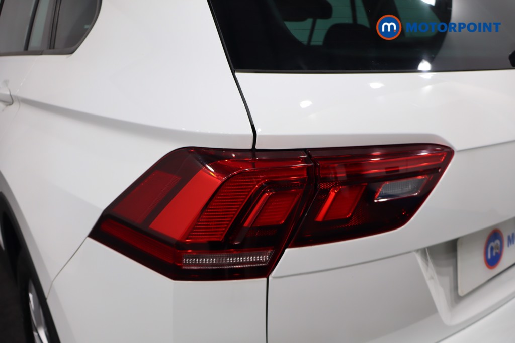 Volkswagen Tiguan Life Automatic Petrol SUV - Stock Number (1555488) - 29th supplementary image