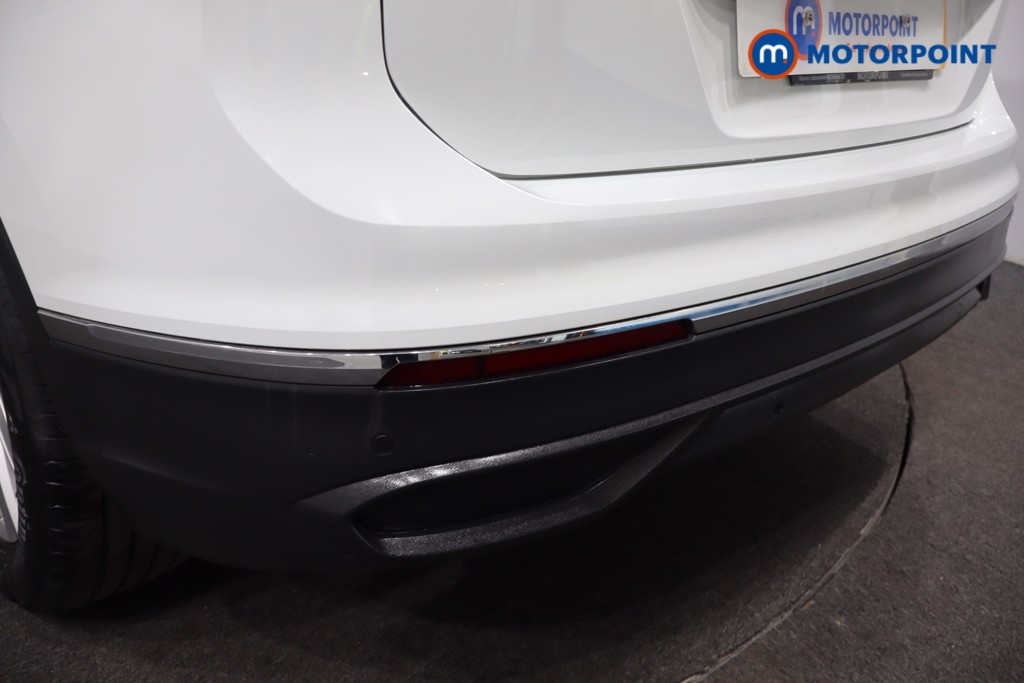 Volkswagen Tiguan Life Automatic Petrol SUV - Stock Number (1555488) - 30th supplementary image