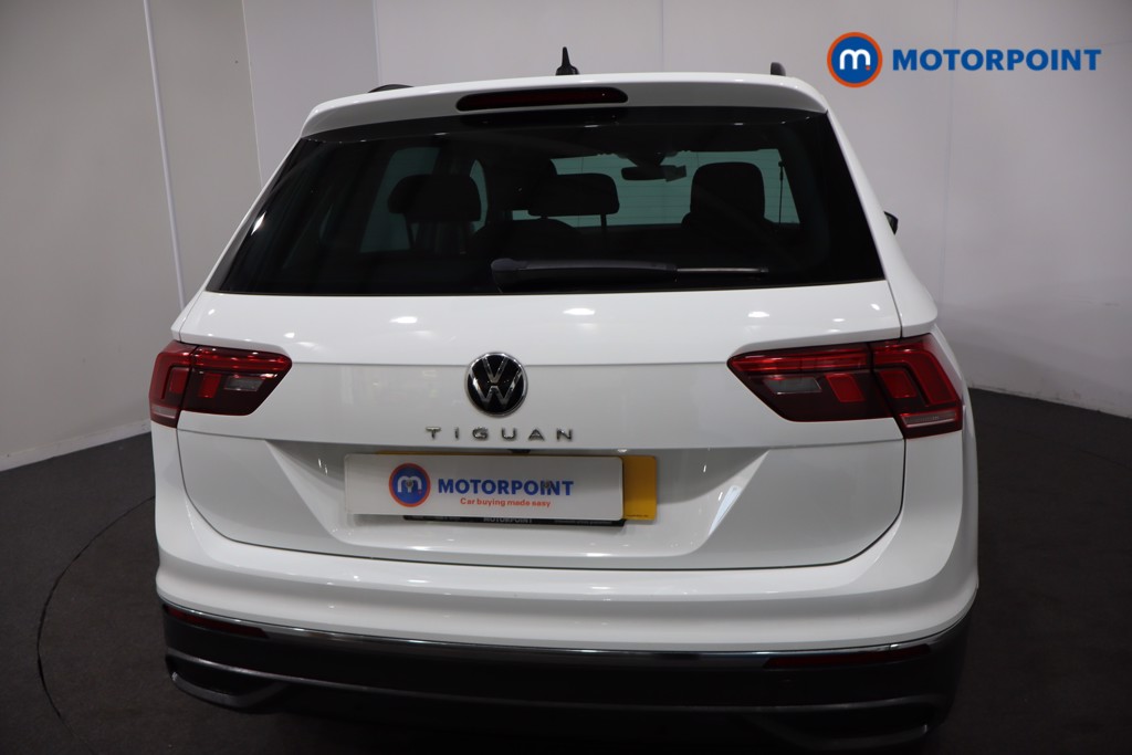 Volkswagen Tiguan Life Automatic Petrol SUV - Stock Number (1555488) - 32nd supplementary image