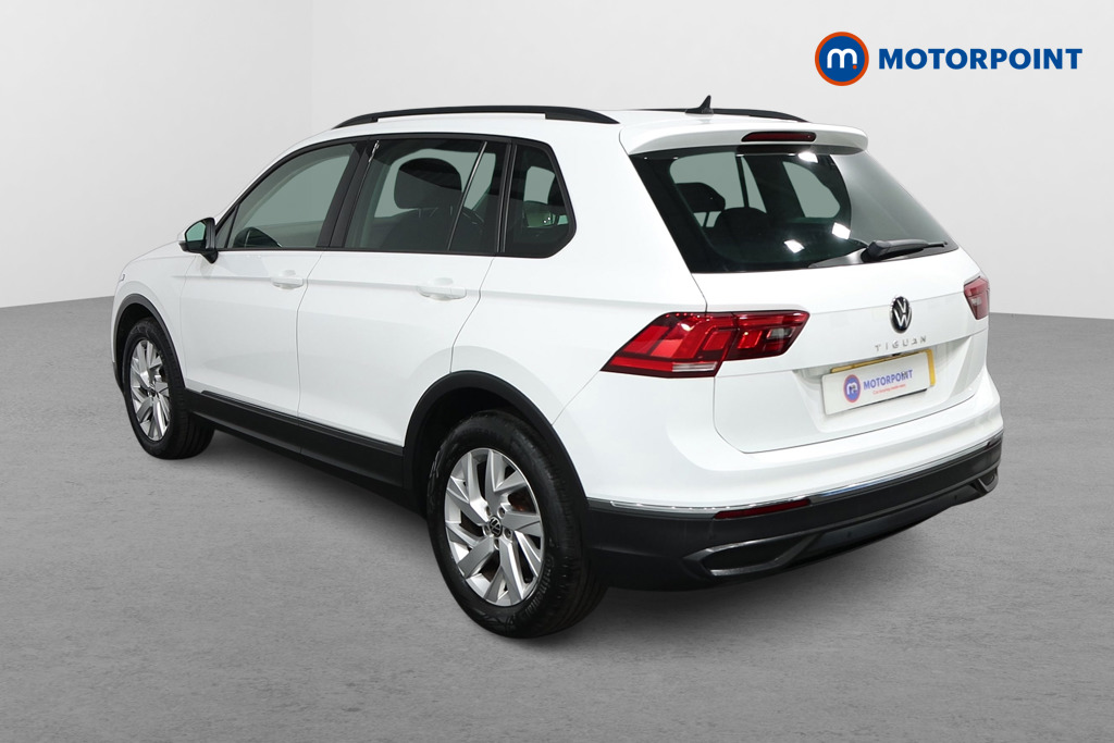 Volkswagen Tiguan Life Automatic Petrol SUV - Stock Number (1555488) - Passenger side rear corner