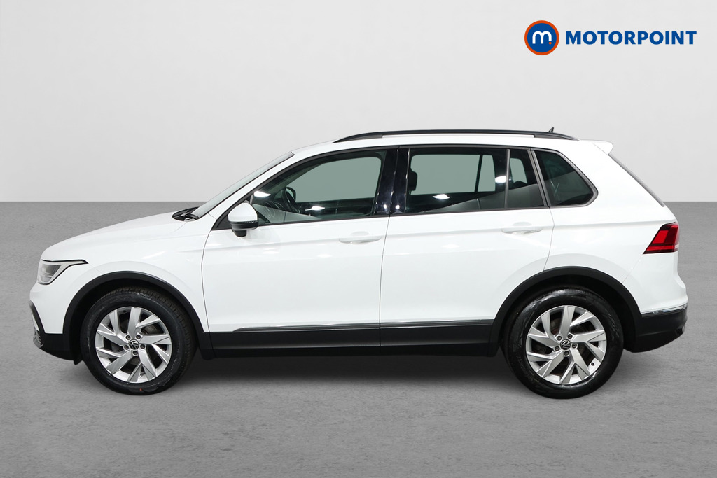 Volkswagen Tiguan Life Automatic Petrol SUV - Stock Number (1555488) - Passenger side