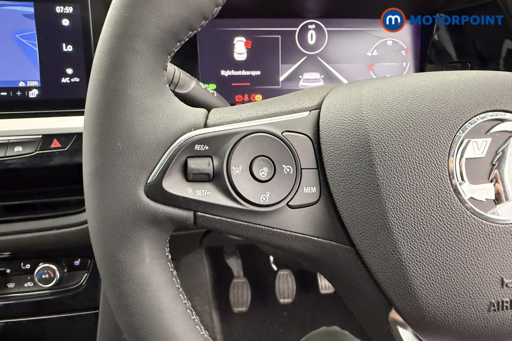 Vauxhall Grandland Ultimate Manual Petrol SUV - Stock Number (1555523) - 12th supplementary image