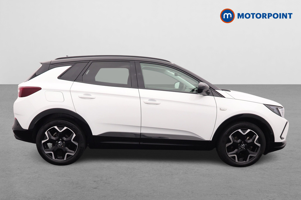 Vauxhall Grandland Ultimate Manual Petrol SUV - Stock Number (1555523) - Drivers side