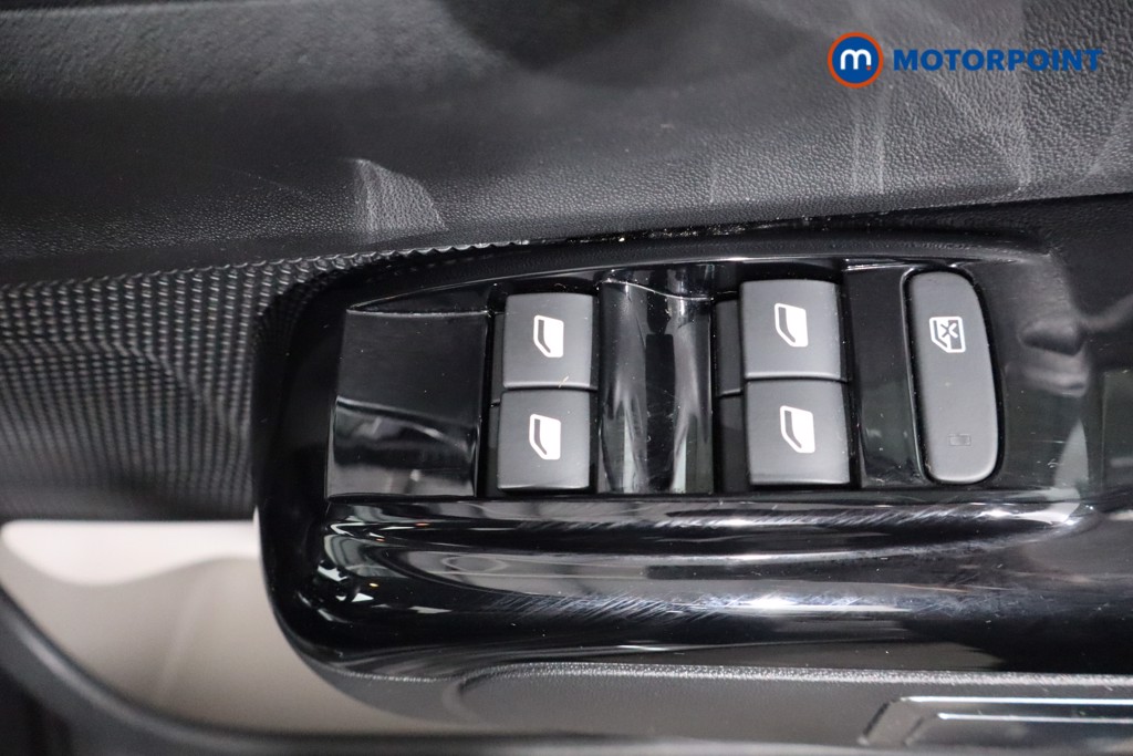 Citroen C3 Shine Plus Manual Petrol Hatchback - Stock Number (1555527) - 17th supplementary image