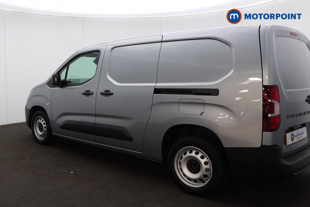 Peugeot Partner Professional Manual Diesel Panel Van - Stock Number (1555885) - Passenger side rear corner