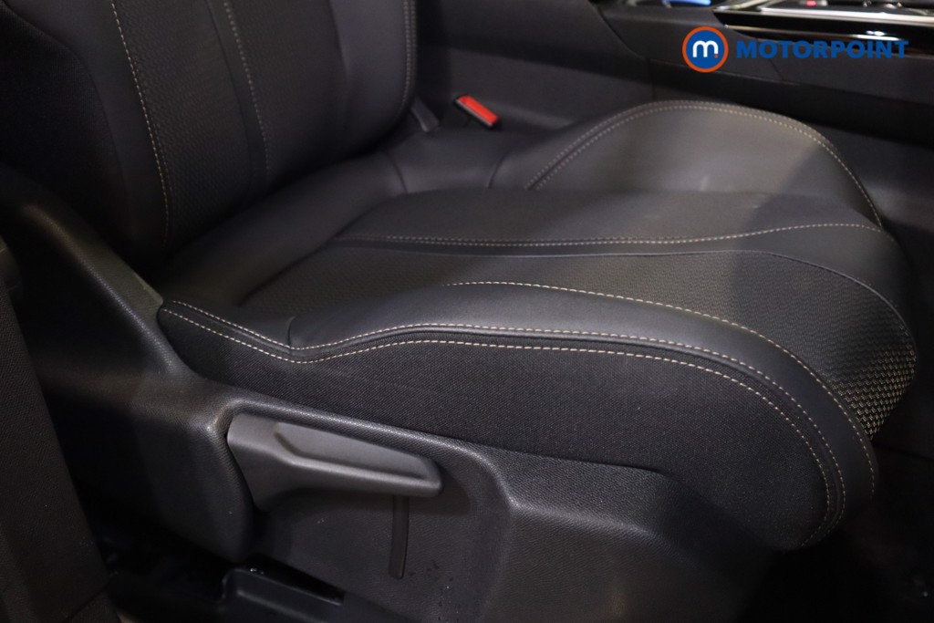 Peugeot 3008 GT Automatic Petrol-Electric Hybrid SUV - Stock Number (1556445) - 7th supplementary image