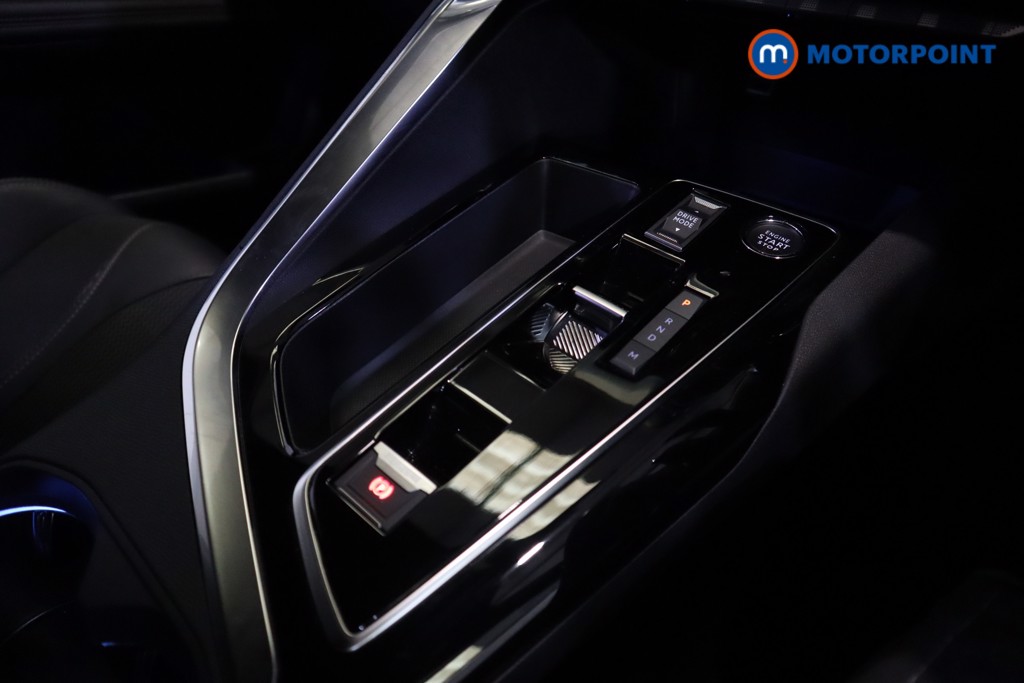 Peugeot 3008 GT Automatic Petrol-Electric Hybrid SUV - Stock Number (1556445) - 19th supplementary image