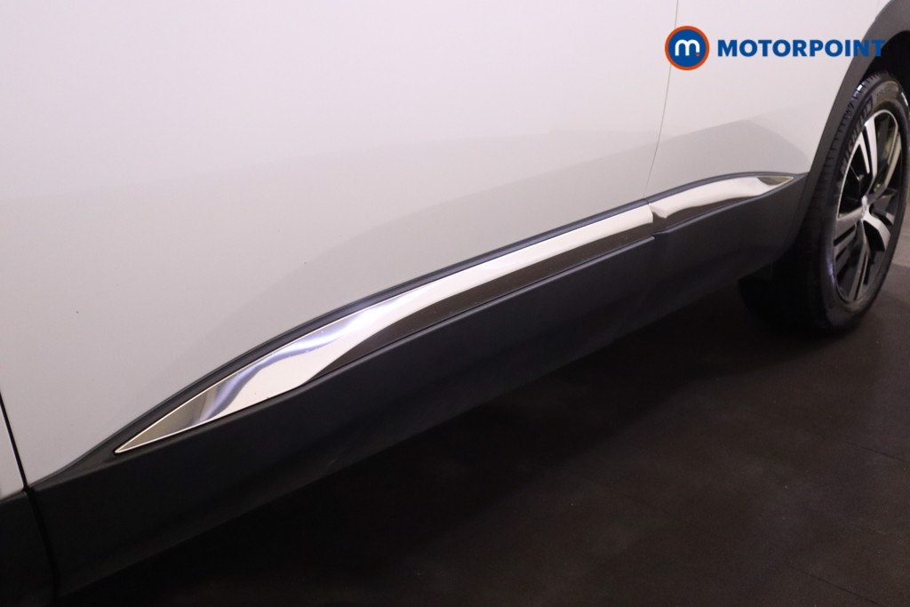 Peugeot 3008 GT Automatic Petrol-Electric Hybrid SUV - Stock Number (1556445) - 37th supplementary image