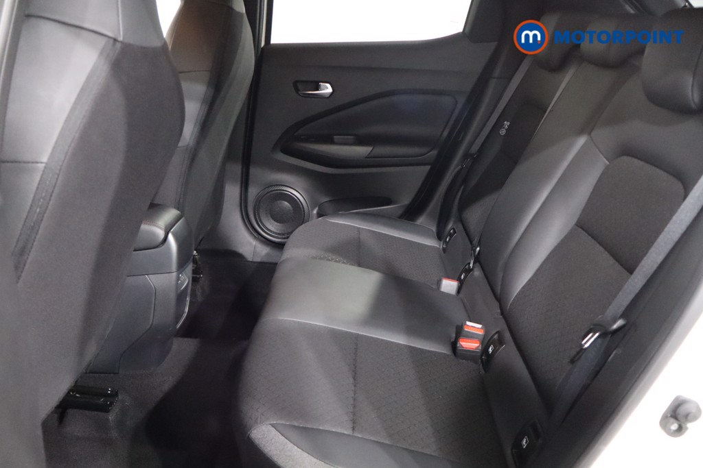 Nissan Juke N-Connecta Manual Petrol SUV - Stock Number (1556744) - 5th supplementary image