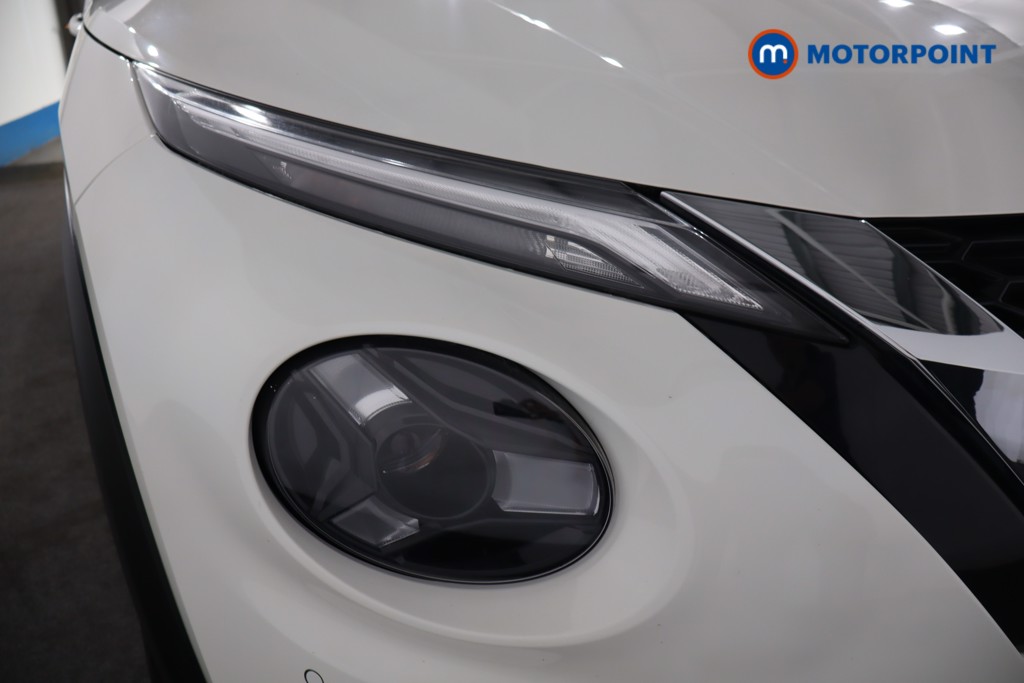 Nissan Juke N-Connecta Manual Petrol SUV - Stock Number (1556744) - 22nd supplementary image