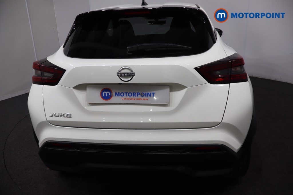 Nissan Juke N-Connecta Manual Petrol SUV - Stock Number (1556744) - 30th supplementary image