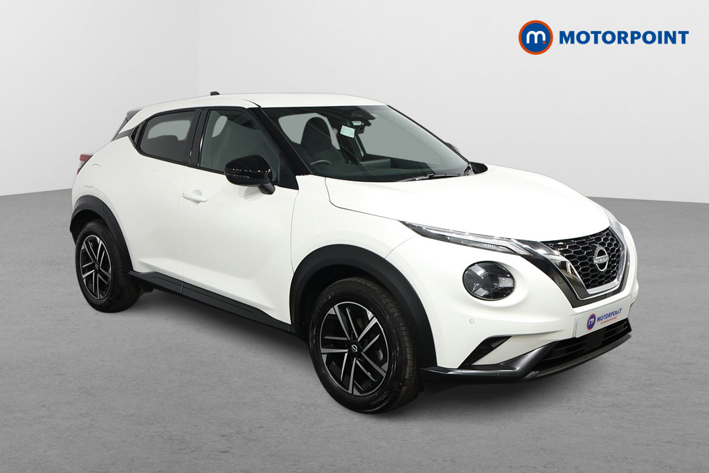 Nissan Juke N-Connecta Manual Petrol SUV - Stock Number (1556744) - Drivers side front corner