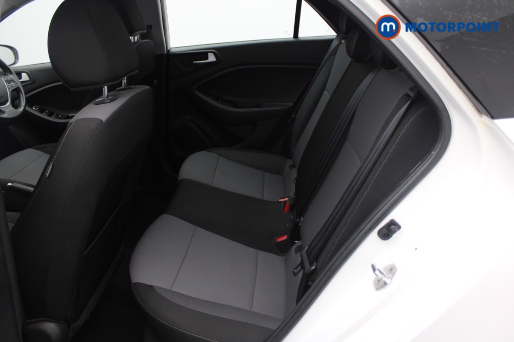 Hyundai I20 SE Manual Petrol Hatchback - Stock Number (1556980) - 2nd supplementary image