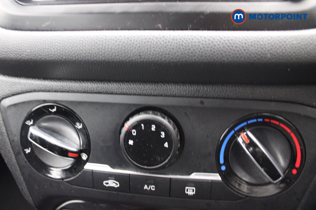 Hyundai I20 SE Manual Petrol Hatchback - Stock Number (1556980) - 6th supplementary image