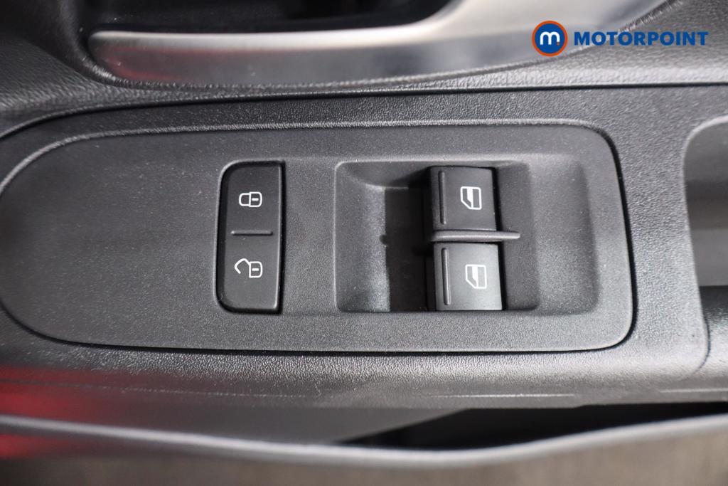 Volkswagen UP UP Manual Petrol Hatchback - Stock Number (1556995) - 9th supplementary image