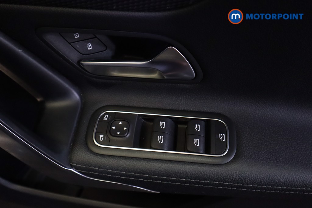 Mercedes-Benz A Class Sport Automatic Petrol Hatchback - Stock Number (1557125) - 3rd supplementary image
