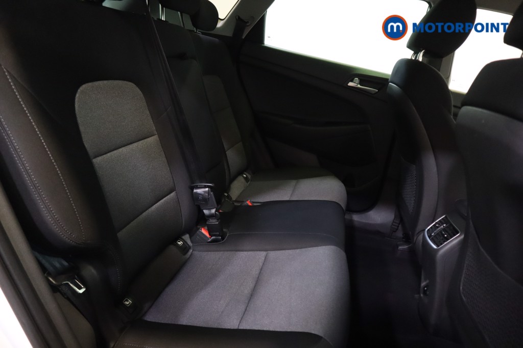 Hyundai Tucson Se Nav Manual Petrol SUV - Stock Number (1557164) - 26th supplementary image