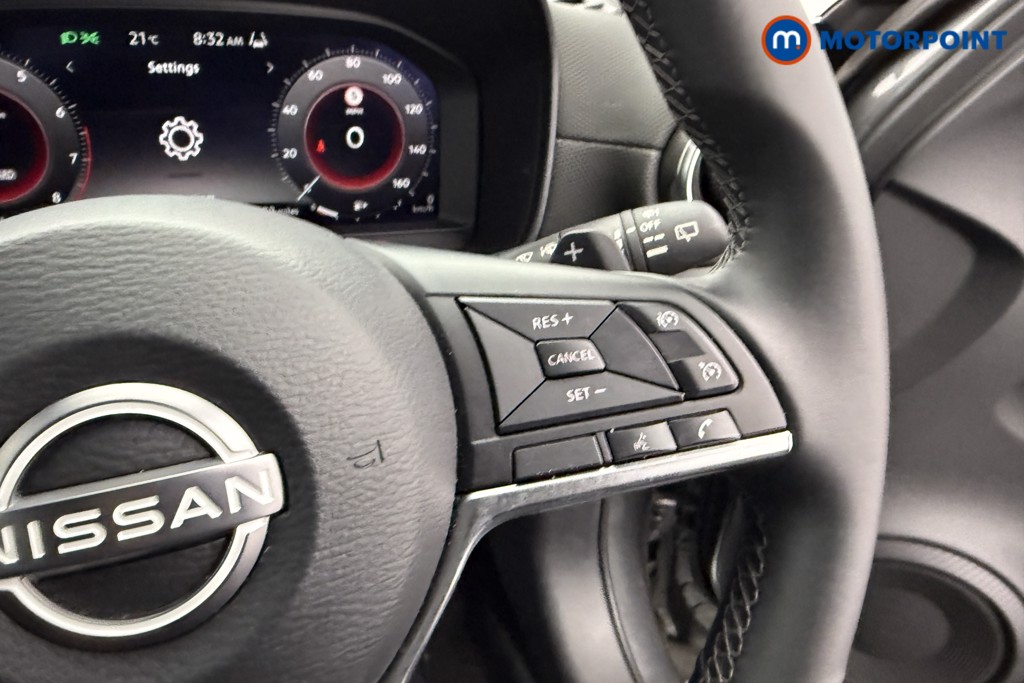 Nissan Juke N-Connecta Automatic Petrol SUV - Stock Number (1557348) - 13th supplementary image