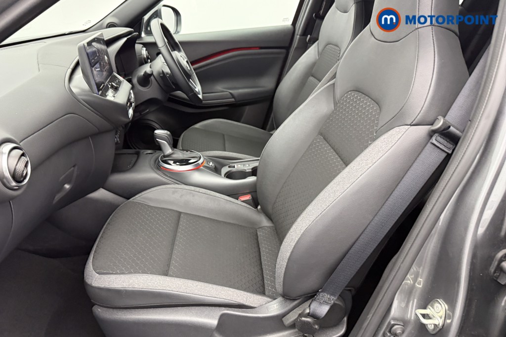 Nissan Juke N-Connecta Automatic Petrol SUV - Stock Number (1557348) - 21st supplementary image