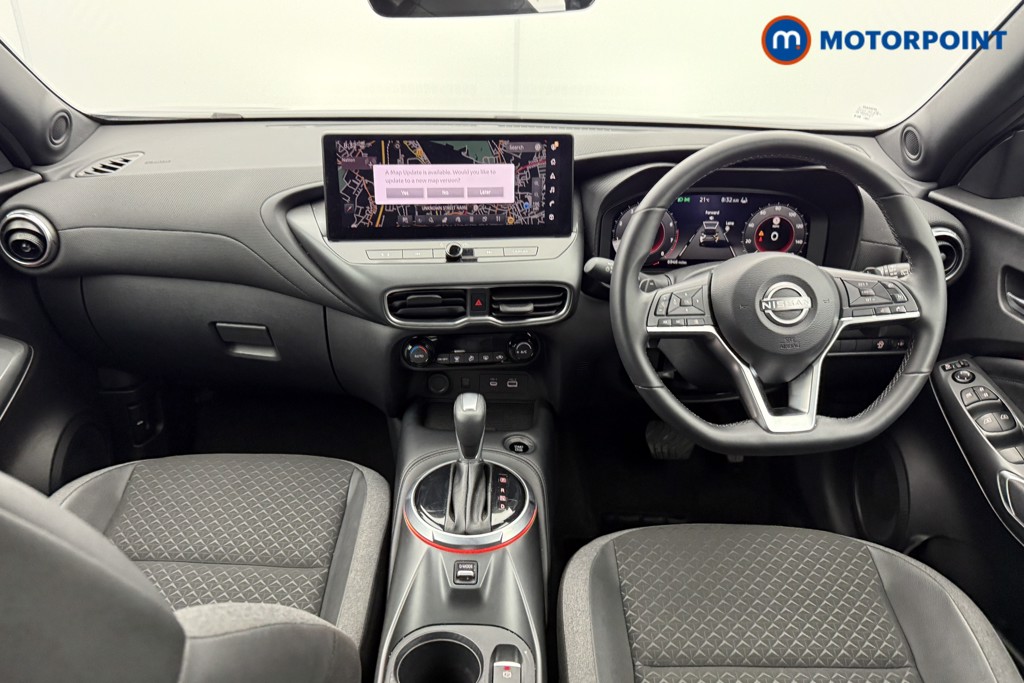 Nissan Juke N-Connecta Automatic Petrol SUV - Stock Number (1557348) - 1st supplementary image