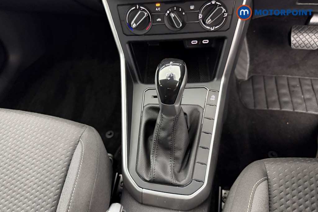 Volkswagen Polo Match Automatic Petrol Hatchback - Stock Number (1557350) - 13th supplementary image