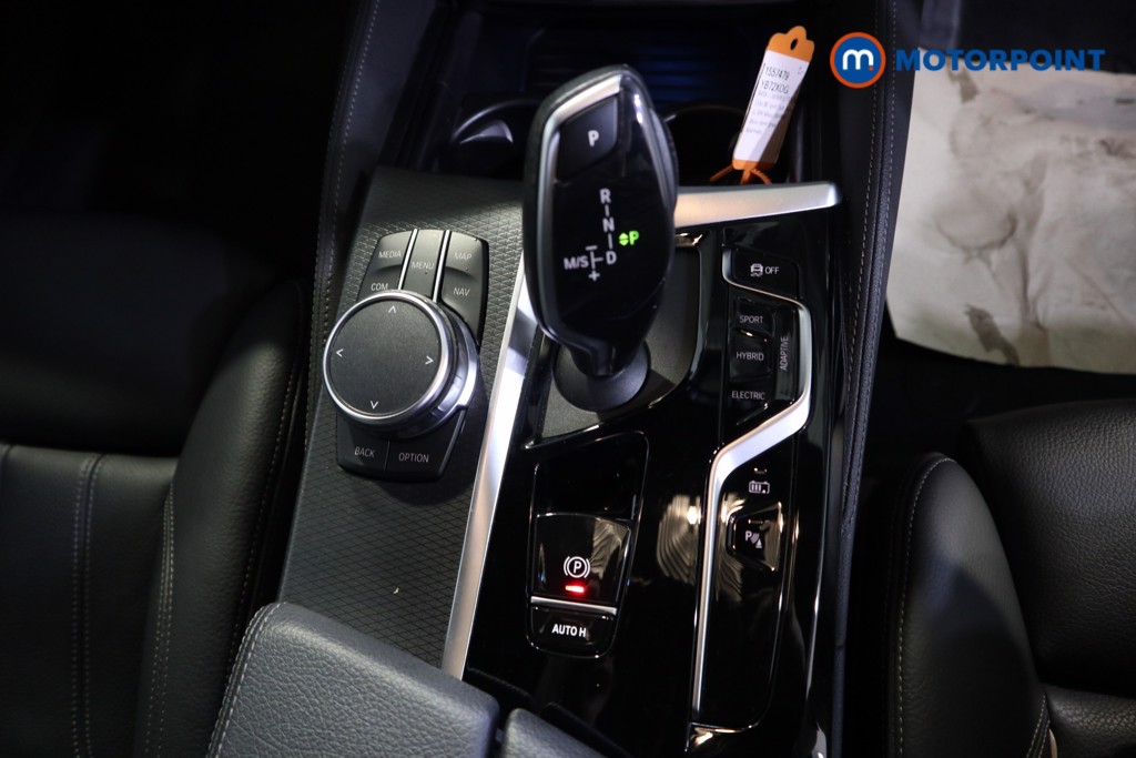BMW 5 Series M Sport Automatic Petrol Plug-In Hybrid Estate - Stock Number (1557479) - 9th supplementary image