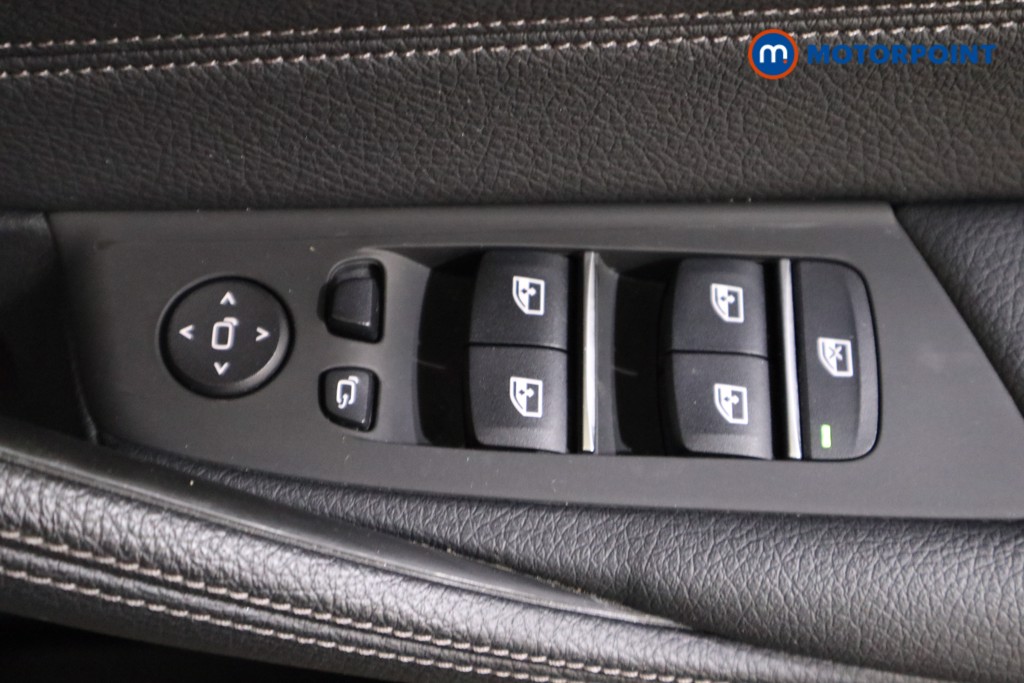 BMW 5 Series M Sport Automatic Petrol Plug-In Hybrid Estate - Stock Number (1557479) - 10th supplementary image