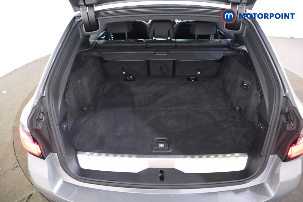BMW 5 Series M Sport Automatic Petrol Plug-In Hybrid Estate - Stock Number (1557479) - 15th supplementary image