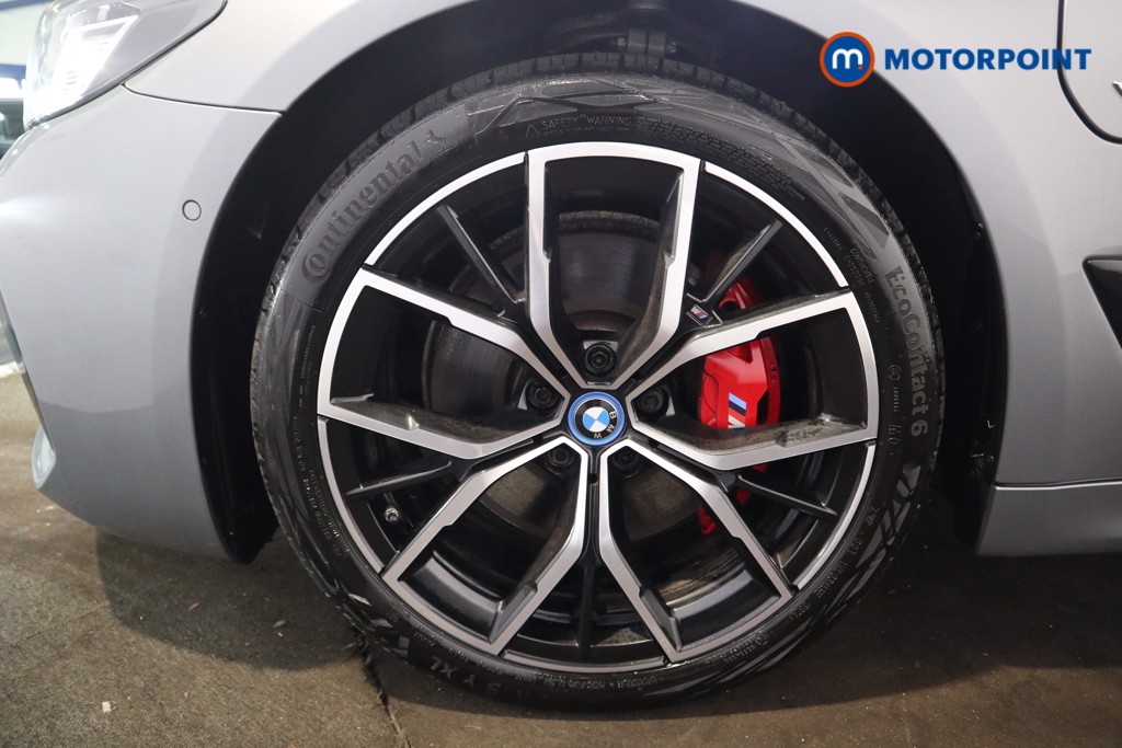 BMW 5 Series M Sport Automatic Petrol Plug-In Hybrid Estate - Stock Number (1557479) - 21st supplementary image