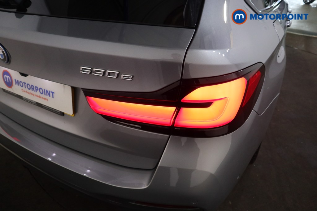 BMW 5 Series M Sport Automatic Petrol Plug-In Hybrid Estate - Stock Number (1557479) - 25th supplementary image