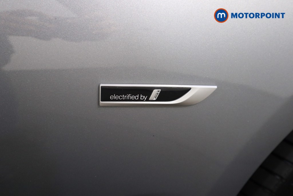 BMW 5 Series M Sport Automatic Petrol Plug-In Hybrid Estate - Stock Number (1557479) - 27th supplementary image