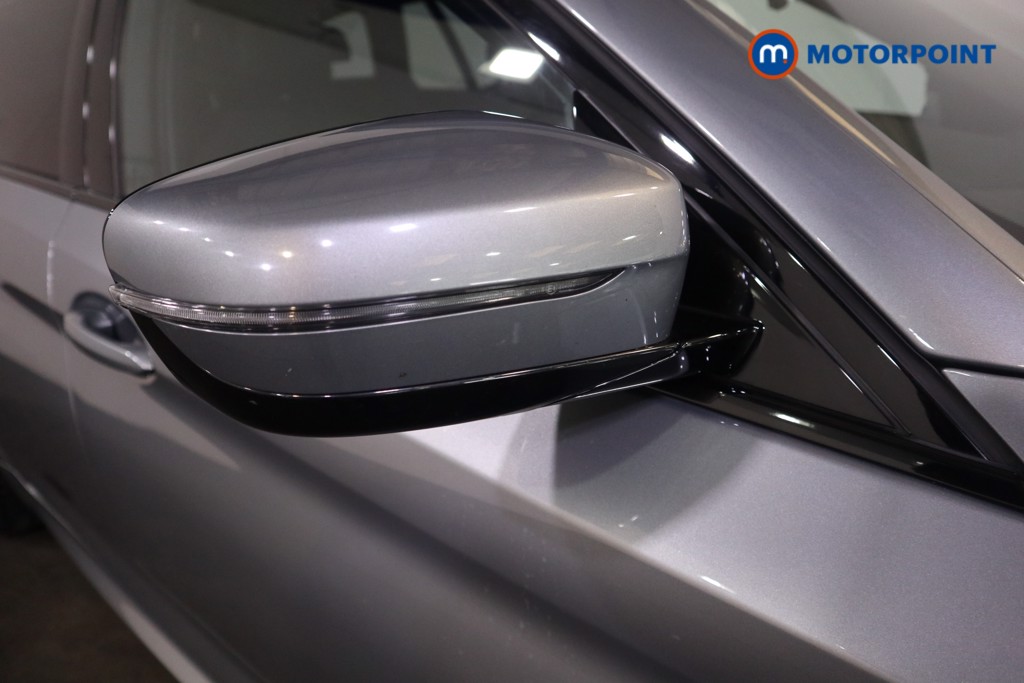 BMW 5 Series M Sport Automatic Petrol Plug-In Hybrid Estate - Stock Number (1557479) - 29th supplementary image