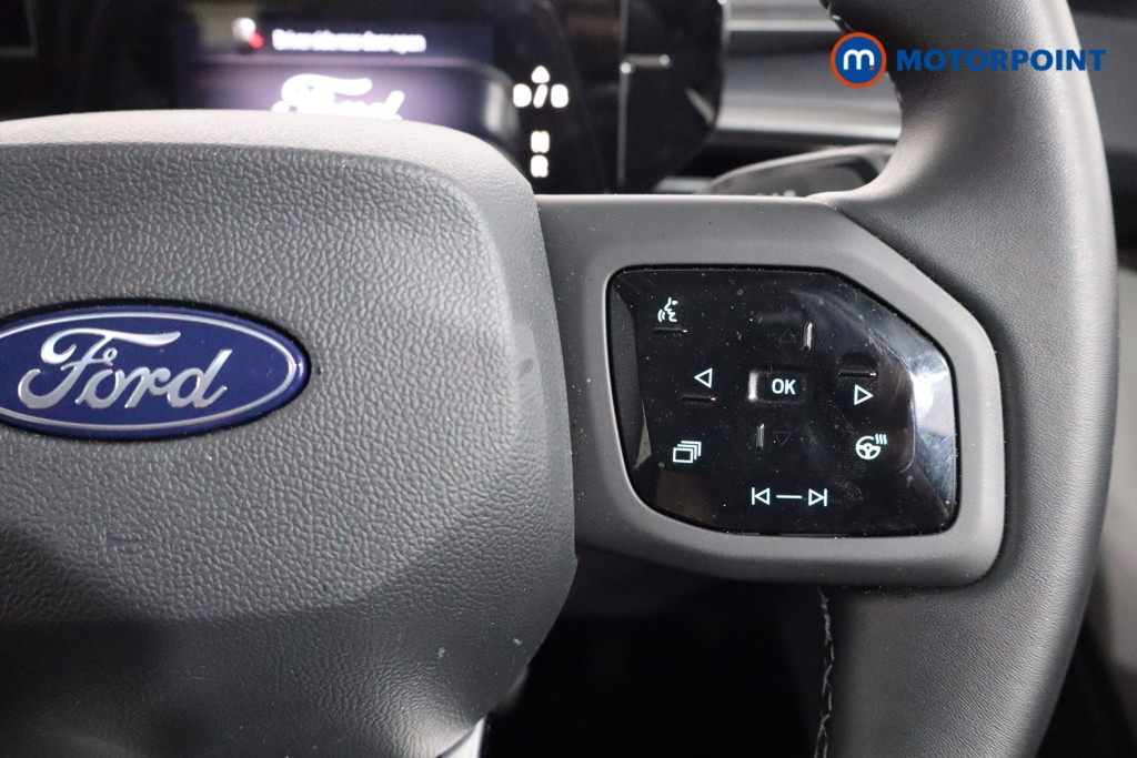 Ford Explorer Select Automatic Electric SUV - Stock Number (1557502) - 8th supplementary image