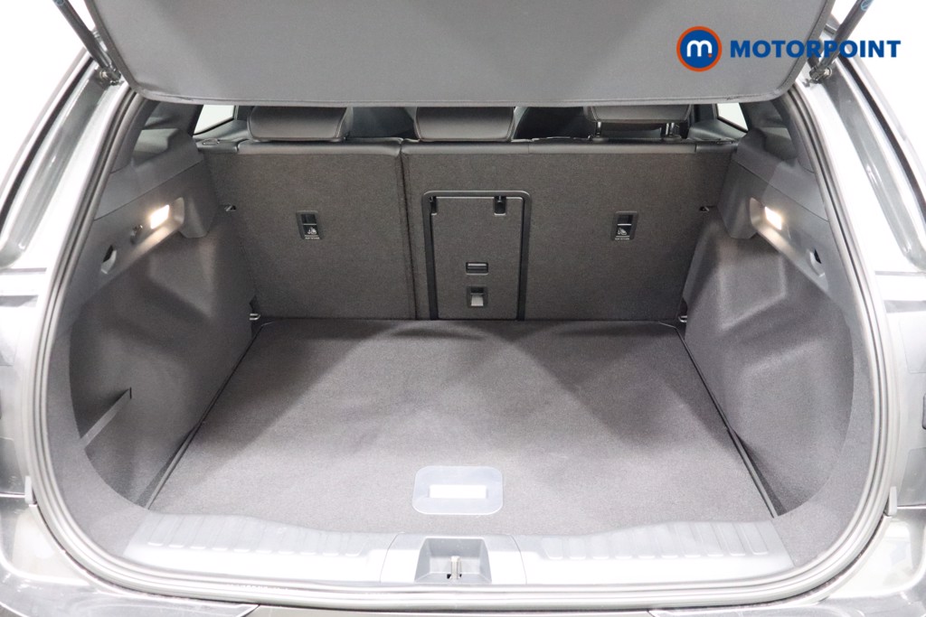 Ford Explorer Select Automatic Electric SUV - Stock Number (1557502) - 30th supplementary image