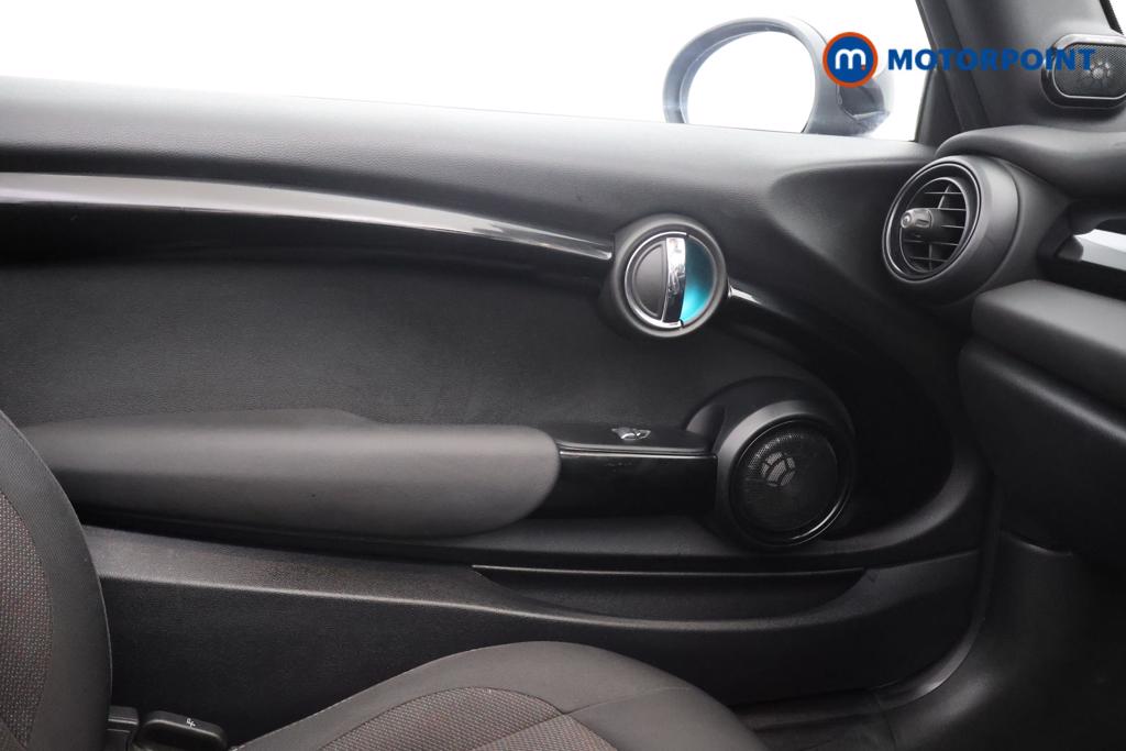 Mini Convertible Cooper Classic Manual Petrol Convertible - Stock Number (1557607) - 4th supplementary image