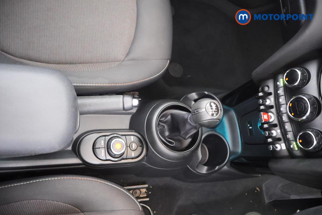 Mini Convertible Cooper Classic Manual Petrol Convertible - Stock Number (1557607) - 5th supplementary image