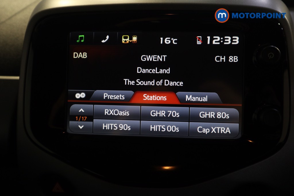 Toyota Aygo X-Play Manual Petrol Hatchback - Stock Number (1557609) - 2nd supplementary image