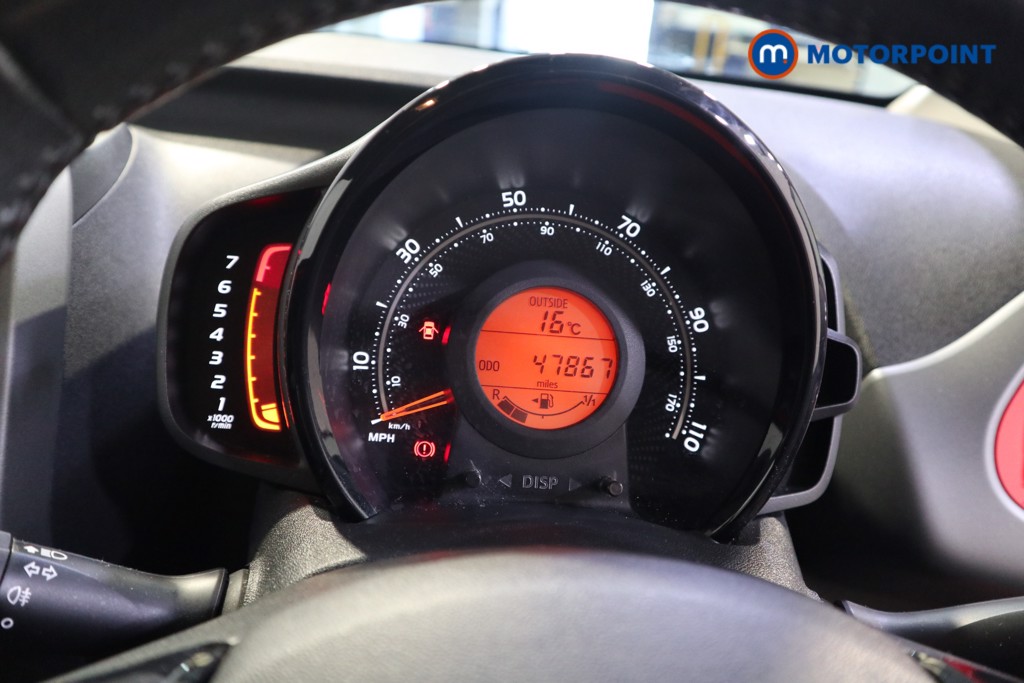 Toyota Aygo X-Play Manual Petrol Hatchback - Stock Number (1557609) - 4th supplementary image