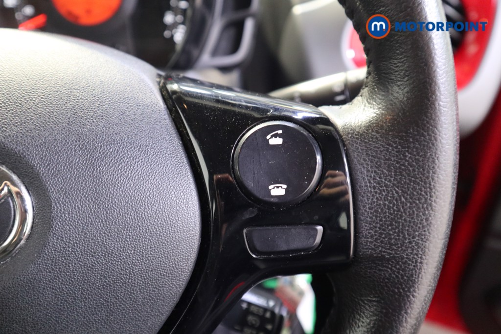 Toyota Aygo X-Play Manual Petrol Hatchback - Stock Number (1557609) - 6th supplementary image