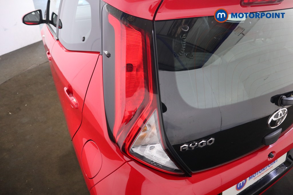 Toyota Aygo X-Play Manual Petrol Hatchback - Stock Number (1557609) - 17th supplementary image