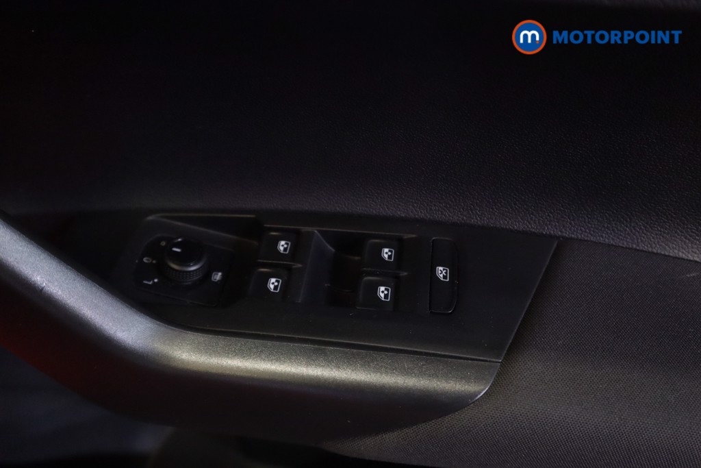 Volkswagen Polo Match Manual Petrol Hatchback - Stock Number (1557719) - 3rd supplementary image