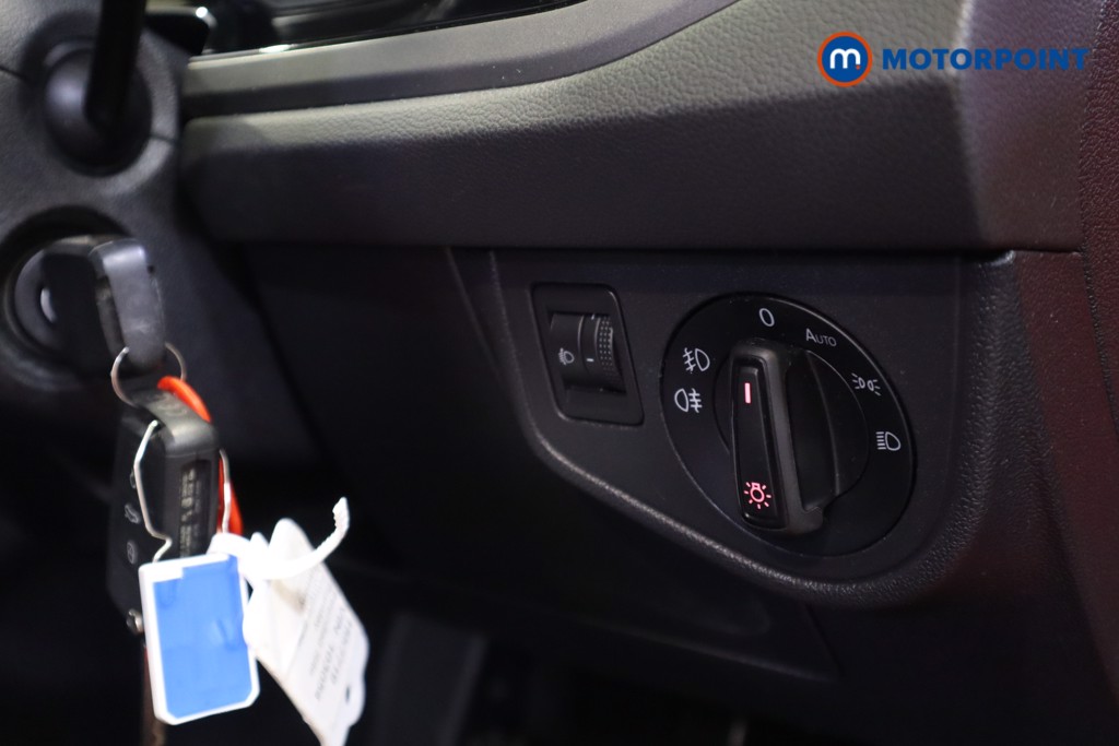 Volkswagen Polo Match Manual Petrol Hatchback - Stock Number (1557719) - 4th supplementary image