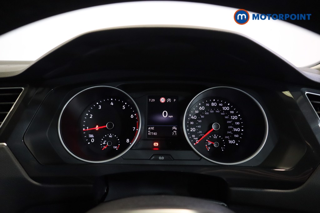 Volkswagen Tiguan Life Automatic Petrol SUV - Stock Number (1558591) - 11th supplementary image