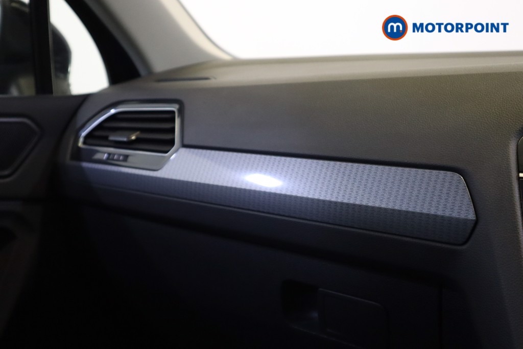 Volkswagen Tiguan Life Automatic Petrol SUV - Stock Number (1558591) - 23rd supplementary image
